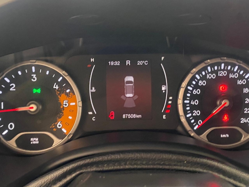 renegade sport 4x4 turbo diesel at6