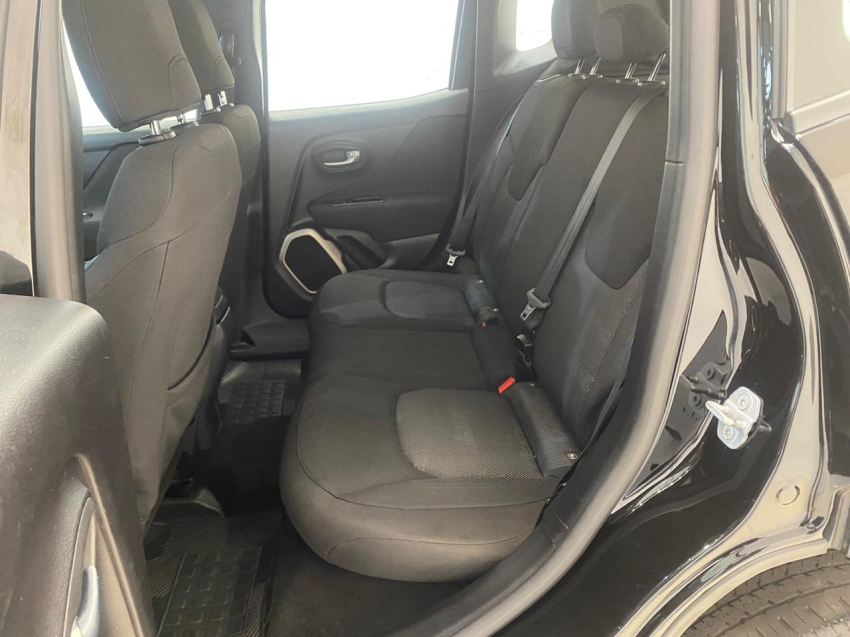 renegade sport 4x4 turbo diesel at10