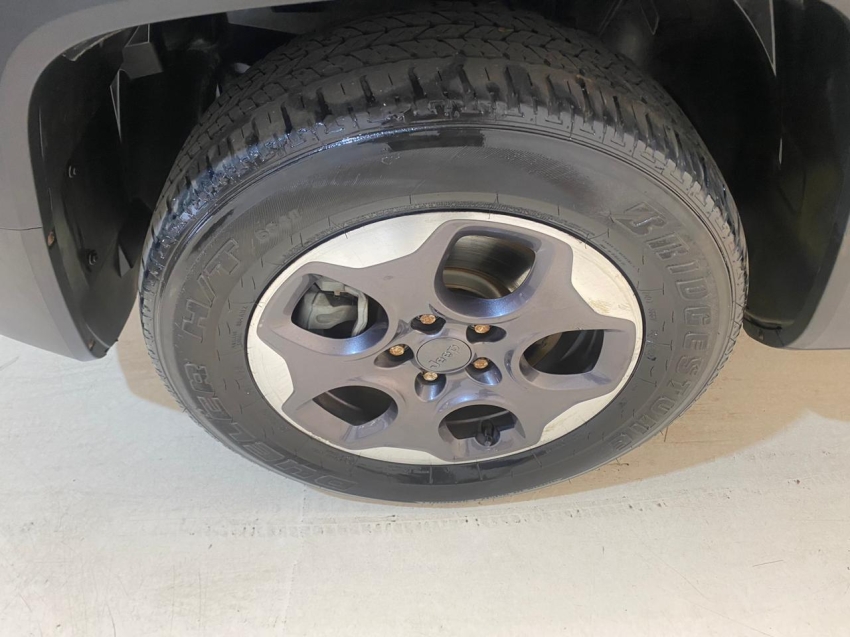 renegade sport 4x4 turbo diesel at13