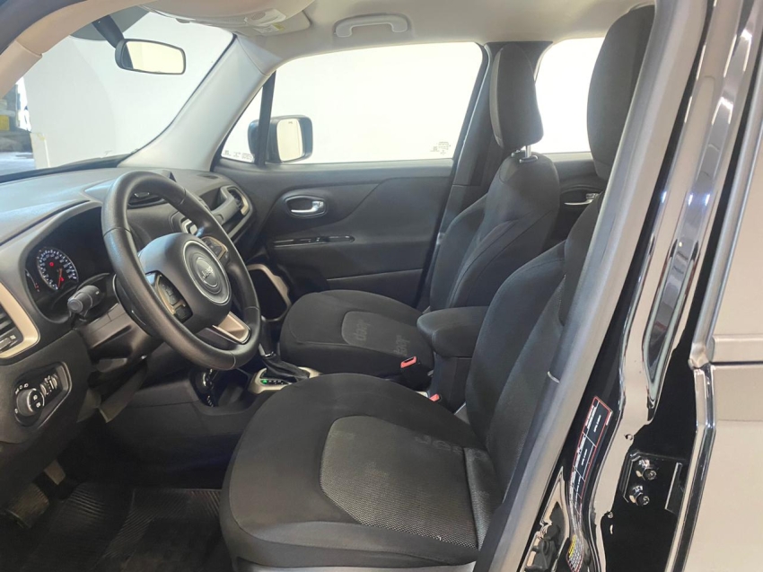 renegade sport 4x4 turbo diesel at9