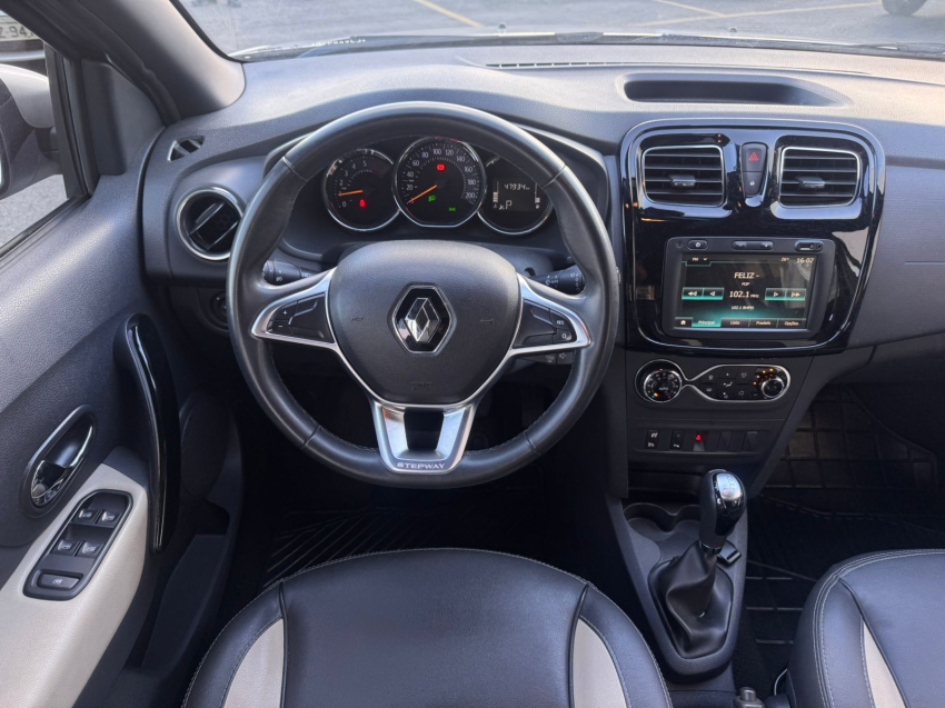 renault sandero stepway 1.68