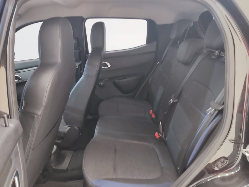 kwid intense 1.0 mt flex9