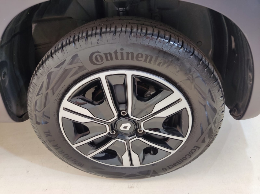 kwid intense 1.0 mt flex11