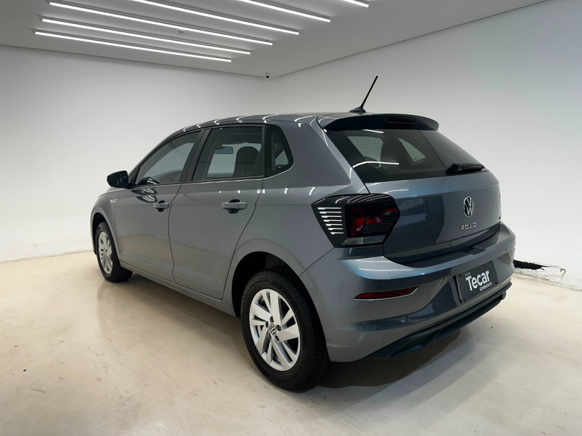 polo confortline tsi automatico 20243