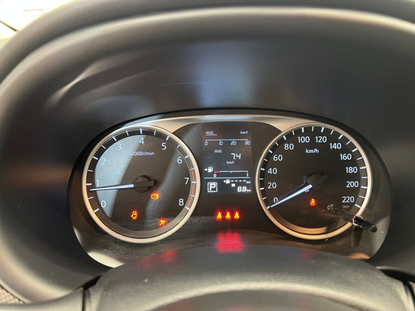 kicks sense cvt 20256