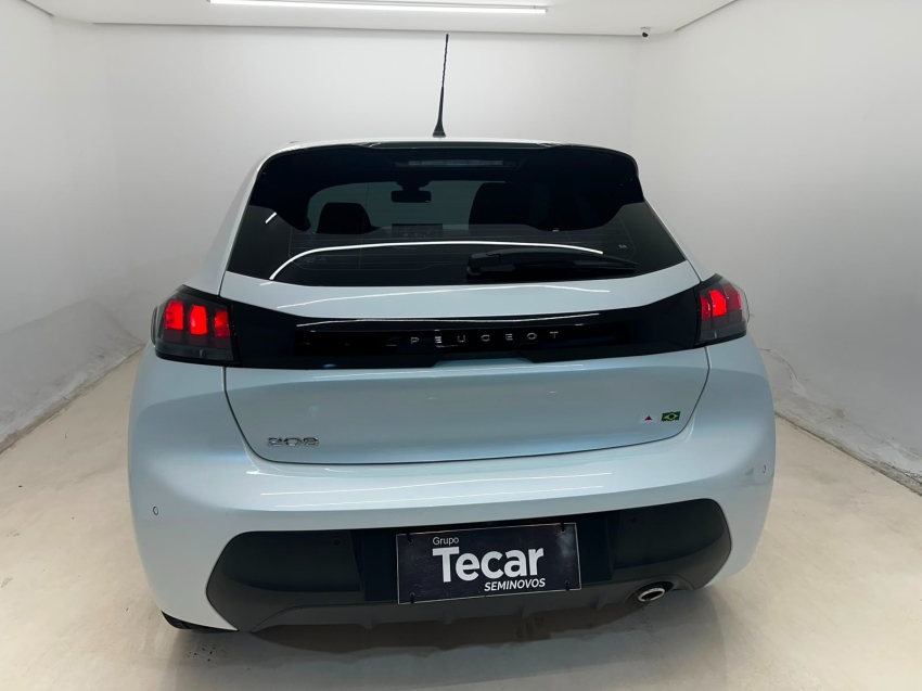 peugeot 208 griffe 1.6 at flex4