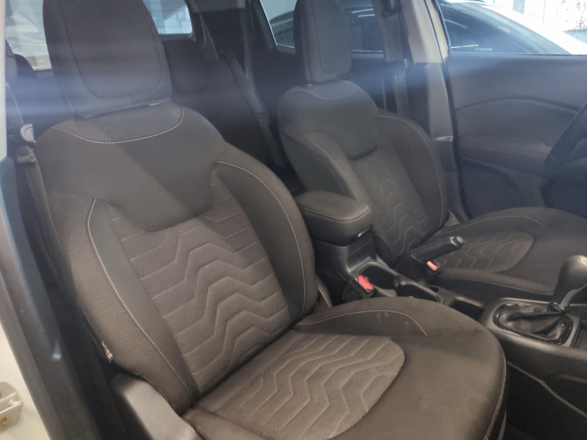 fiat toro 2.0 16v turbo diesel freedom 4wd at9 4p automatico 20226