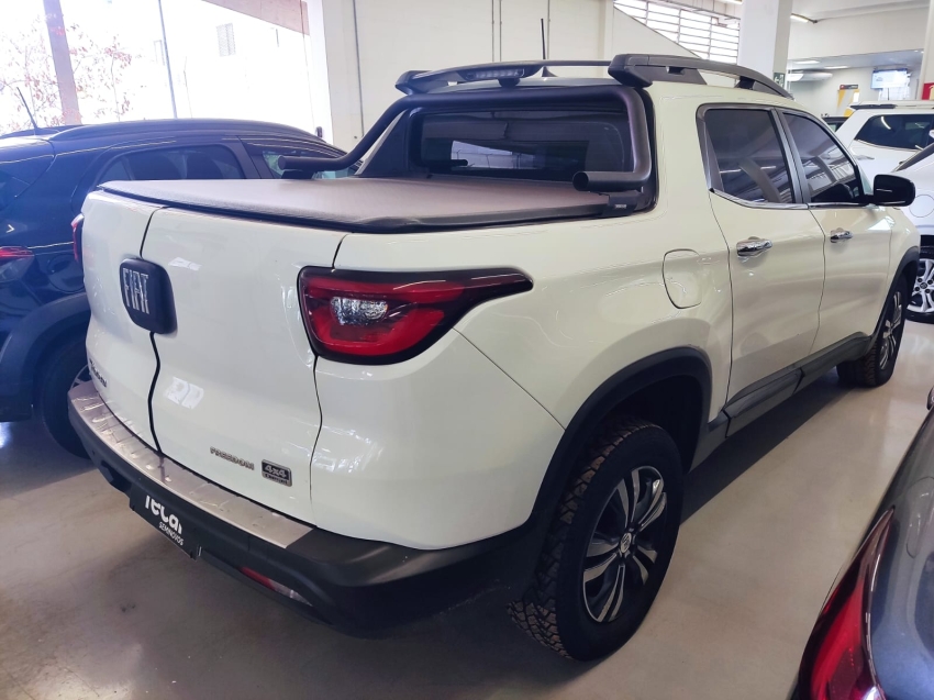 fiat toro 2.0 16v turbo diesel freedom 4wd at9 4p automatico 20222