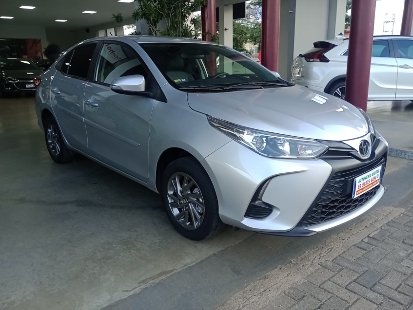 toyota yaris 1.5 16v flex sedan xs connect multidrive 4p automatico 2023 toyota yaris 1.5 16v flex sedan xs connect multidrive 4p automatico 2023