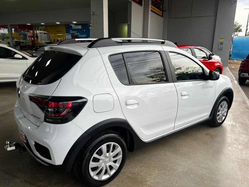 renault sandero 1.0 12v sce flex stepway zen manual 4p 2024 renault sandero 1.0 12v sce flex stepway zen manual 4p 2024