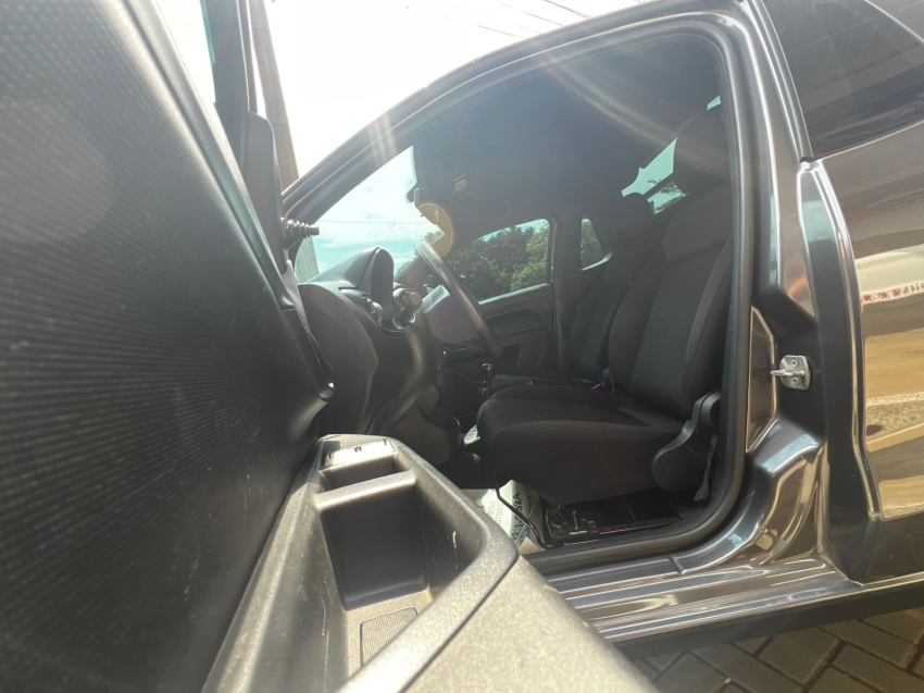 fiat strada 1.4 fire flex endurance cs manual 2p 2023 fiat strada 1.4 fire flex endurance cs manual 2p 2023