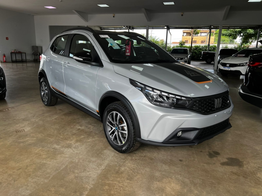 fiat argo 1.3 firefly flex trekking cvt 4p automatico 20261