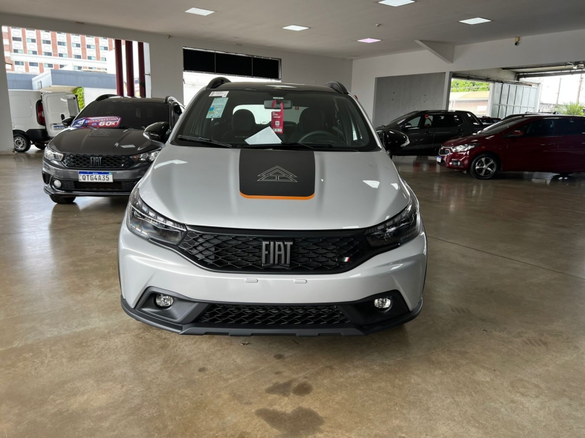 fiat argo 1.3 firefly flex trekking cvt 4p automatico 2026