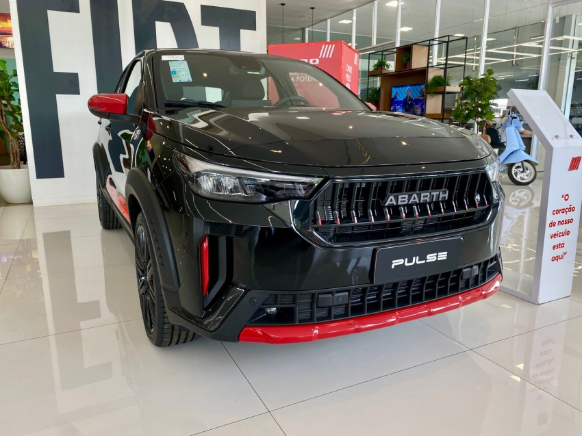 pulse abarth 1.3 t4 at6 flex1