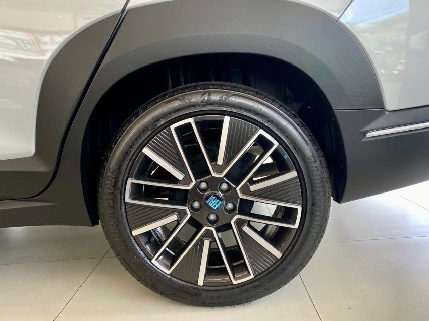 fiat fastback audace t200 hybrid flex at12