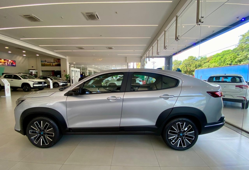 fiat fastback audace t200 hybrid flex at6