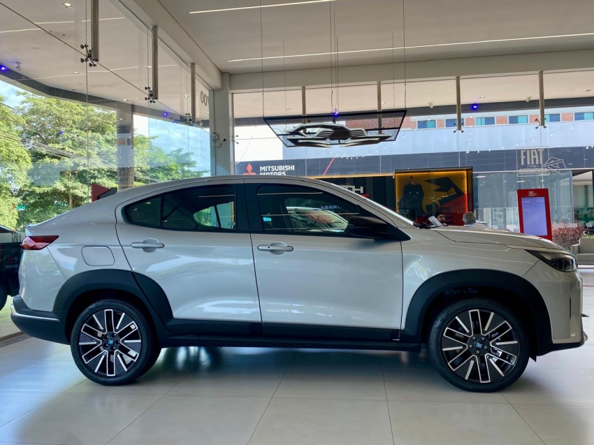 fiat fastback audace t200 hybrid flex at2