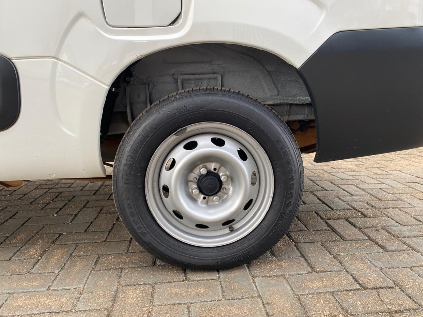 fiat fiorino furg o encurance 1.4 flex 1400 3p manual 20247