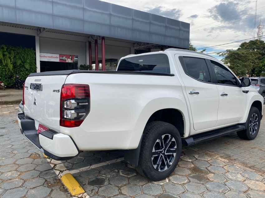 l200 triton sport hpe 2.4 d 4x4 at4