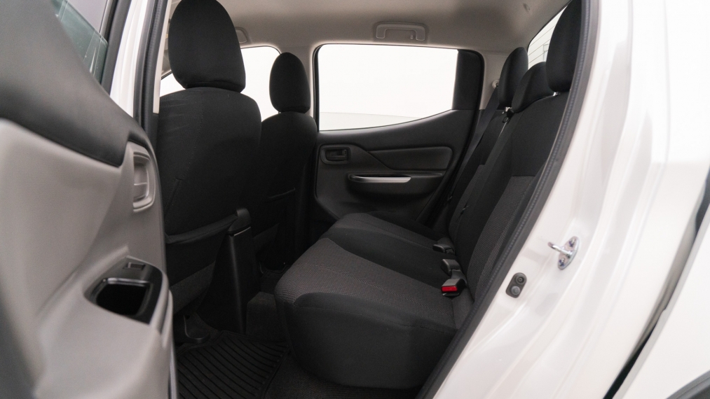 mitsubishi l200 triton 2.4 outdoor gls diesel 5p automatico 202214