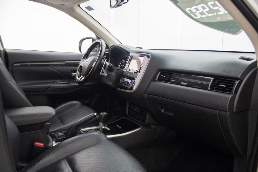 mitsubishi outlander 2.0 comfort gasolina 5p automatico 20189