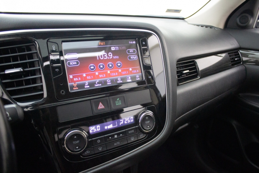 mitsubishi outlander 2.0 comfort gasolina 5p automatico 201813