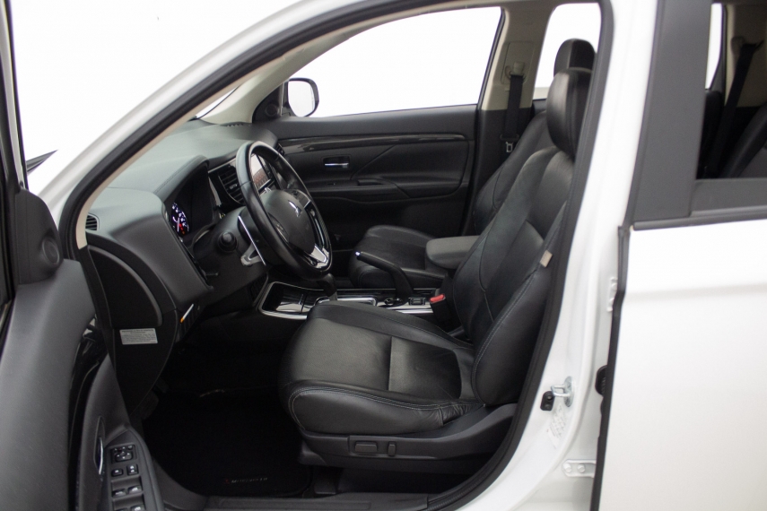 mitsubishi outlander 2.0 comfort gasolina 5p automatico 20188