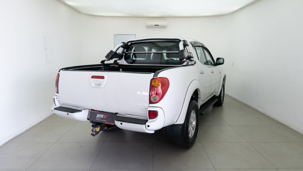 mitsubishi l200 triton 3.2 hpe diesel 5p manual 20138