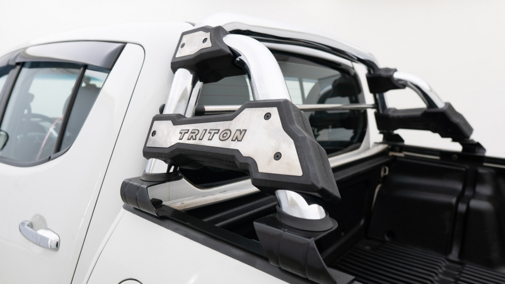mitsubishi l200 triton 3.2 hpe diesel 5p manual 20135