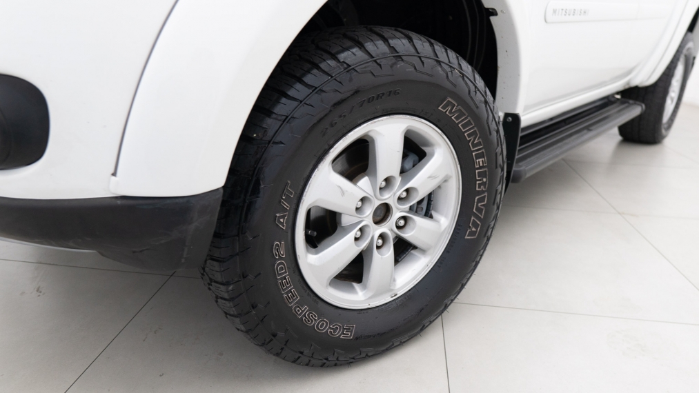 mitsubishi l200 triton 3.2 hpe diesel 5p manual 20133