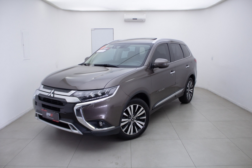 mitsubishi outlander 2.2 hpe-s diesel 5p automatico 2020
