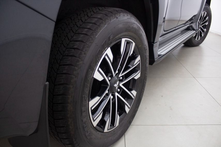 mitsubishi pajero sport 2.4 hpe-s diesel 5p automatico 20228