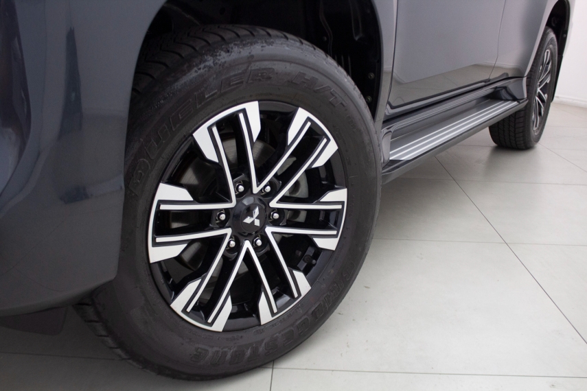 mitsubishi pajero sport 2.4 hpe-s diesel 5p automatico 20223