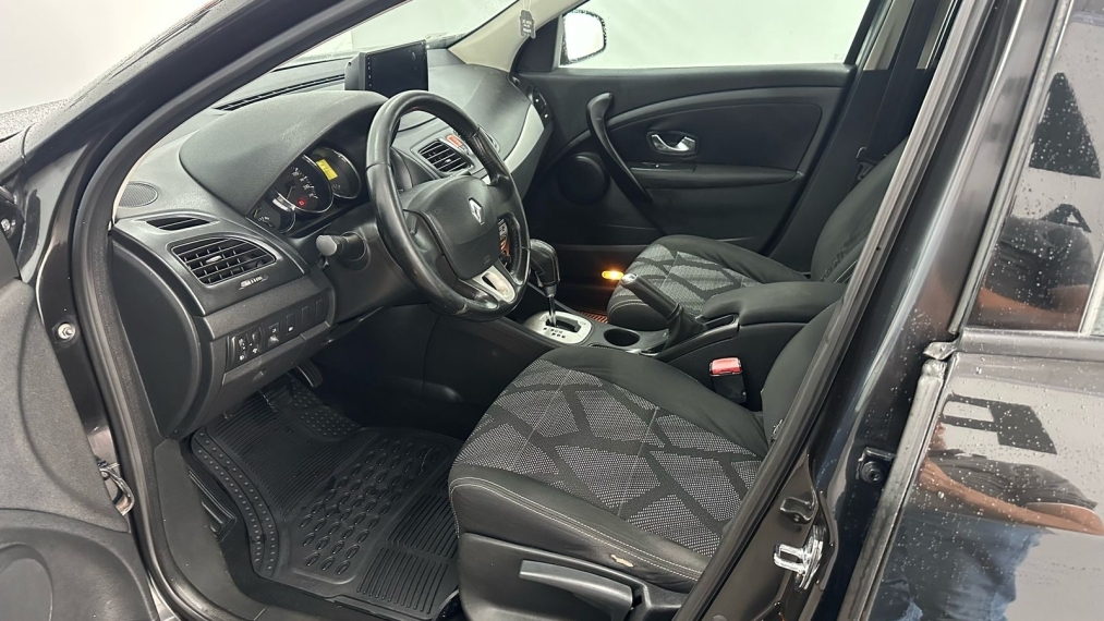 renault fluence 2.0 dynamique 16v flex 4p automatico