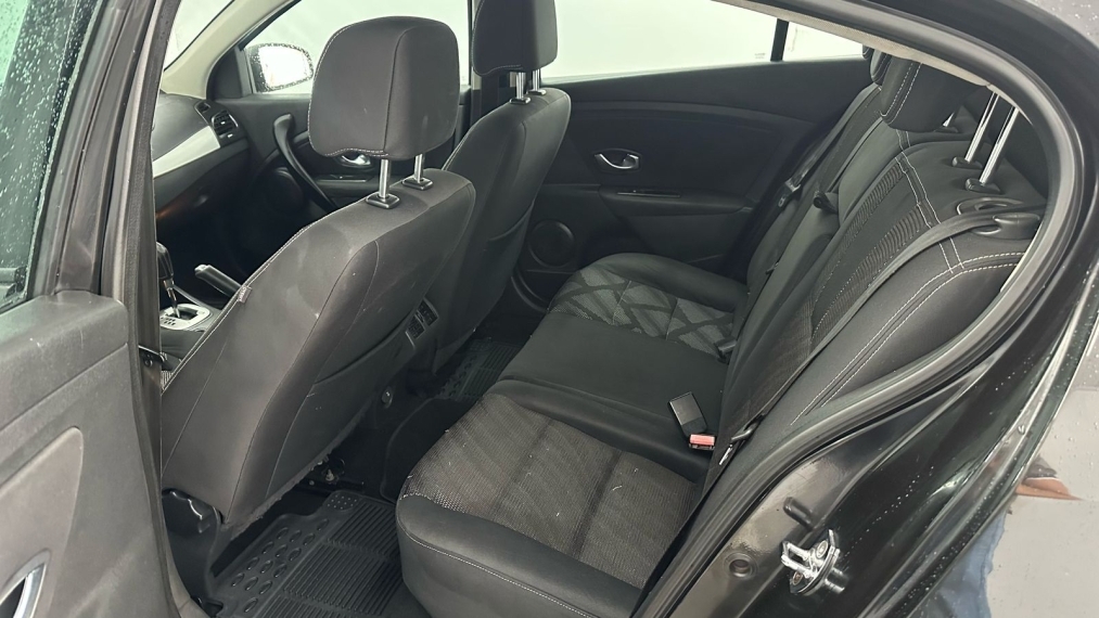 renault fluence 2.0 dynamique 16v flex 4p automatico