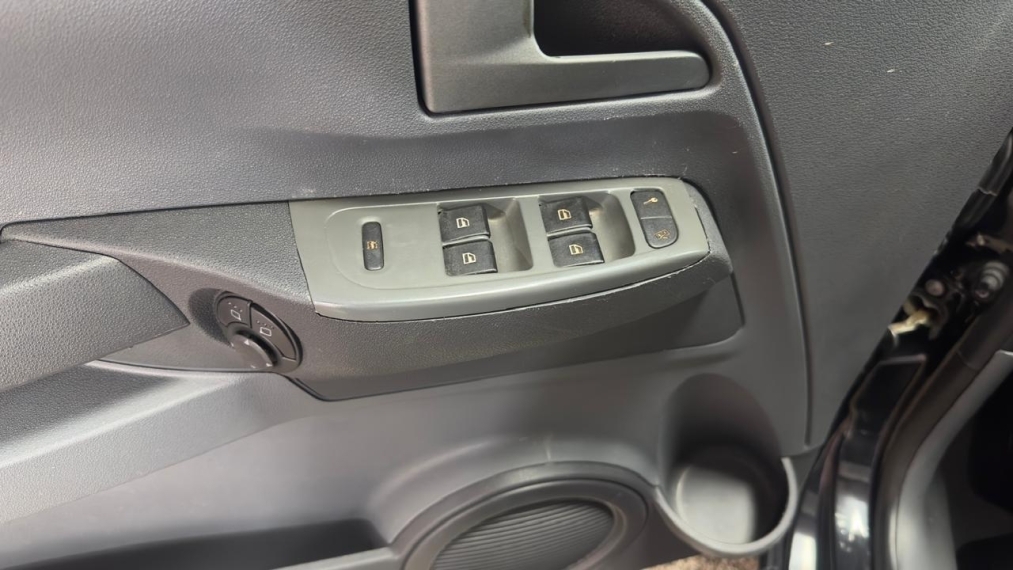 volkswagen spacefox 1.6 mi 8v flex 4p manual 2010