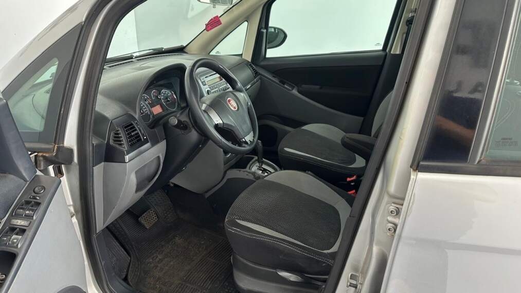 fiat idea 1.8 mpi sporting 16v flex 4p automatizado 2011