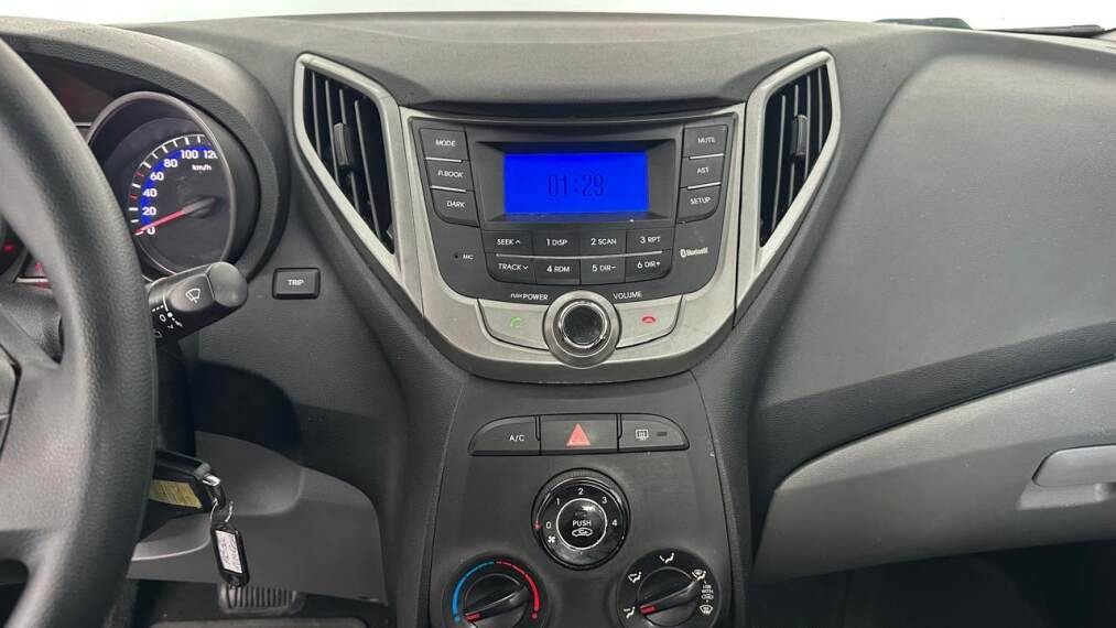 hyundai hb20s 1.6 comfort plus 16v flex 4p automatico 2015
