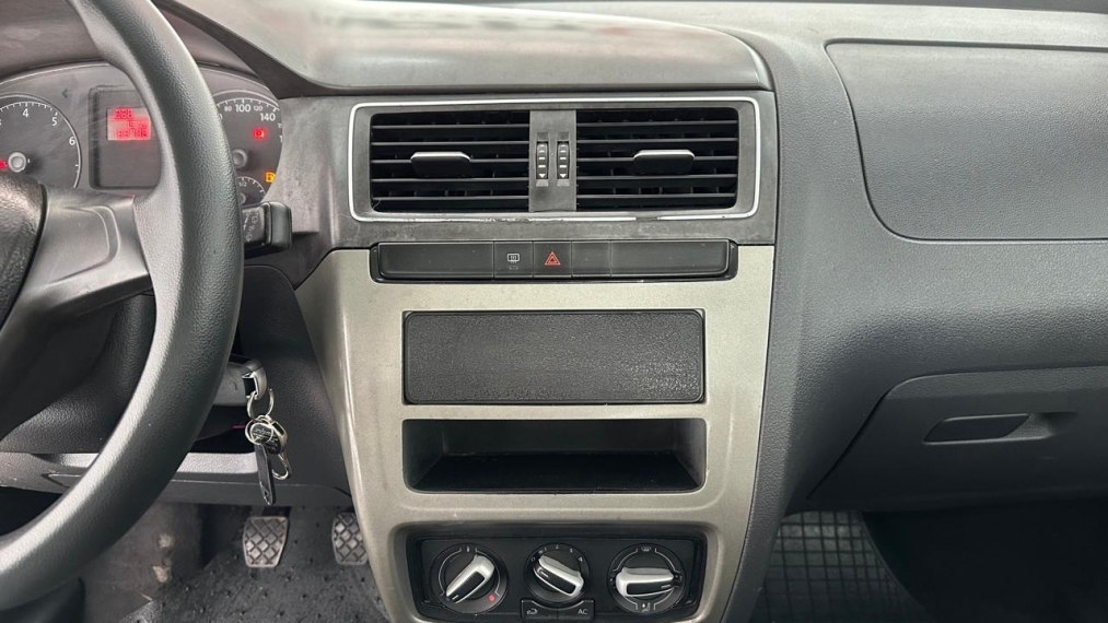 volkswagen fox 1.0 mpi trendline 12v flex 4p manual 2016