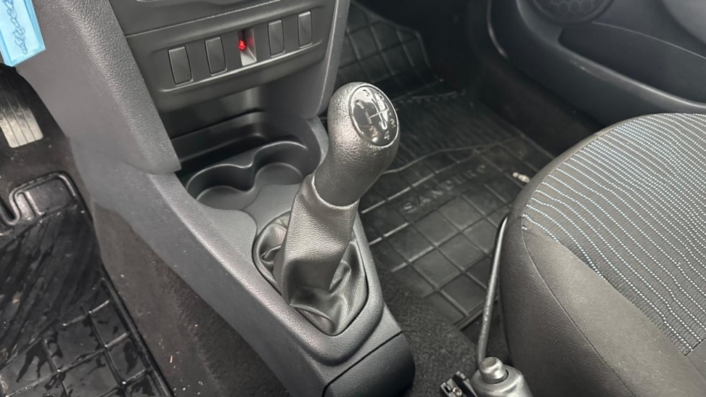 renault sandero 1.0 12v sce flex life manual 2020