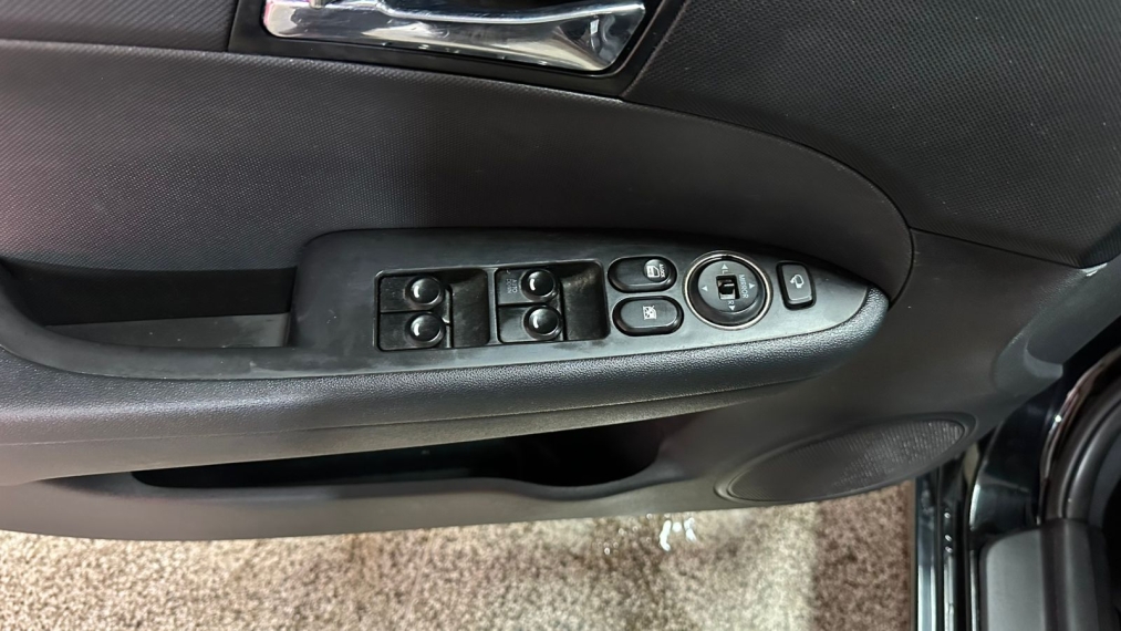 hyundai i30 2.0 mpfi gls 16v gasolina 4p automatico.13