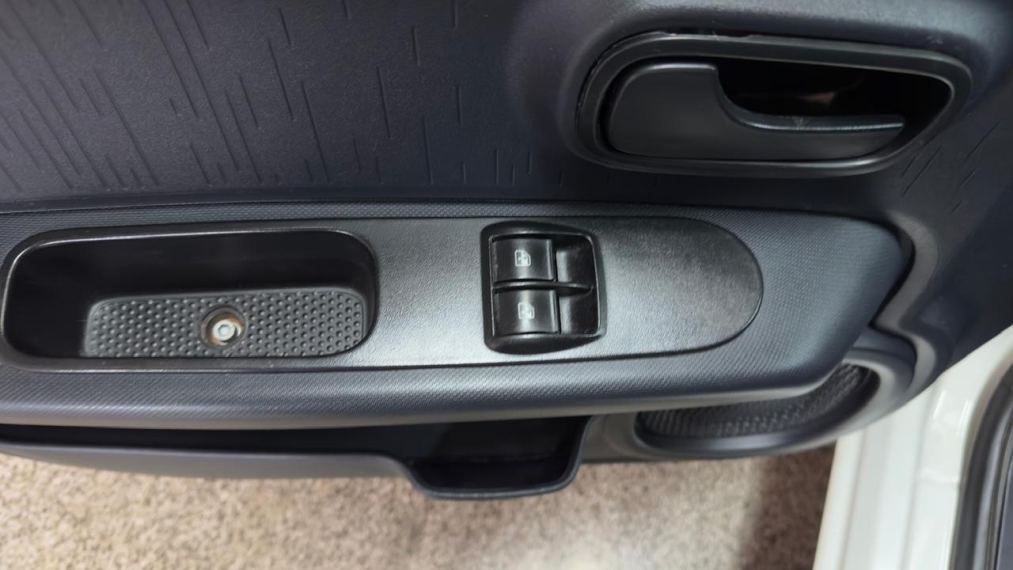 fiat mobi 1.0 evo flex like. manual 2018