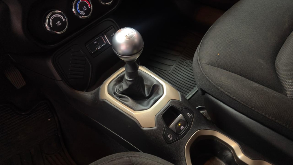 jeep renegade 1.8 16v flex sport 4p manual.