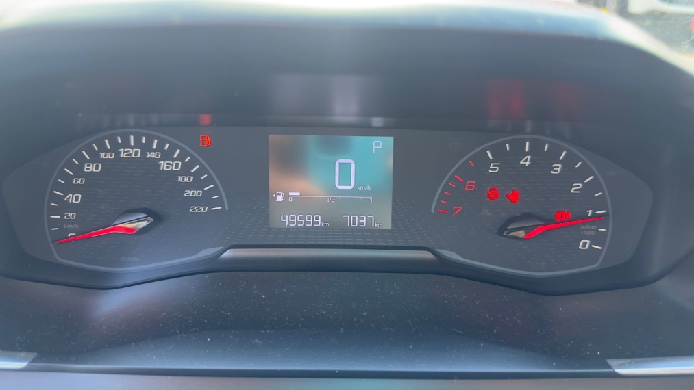 peugeot 208 1.6 16v flex active at6.