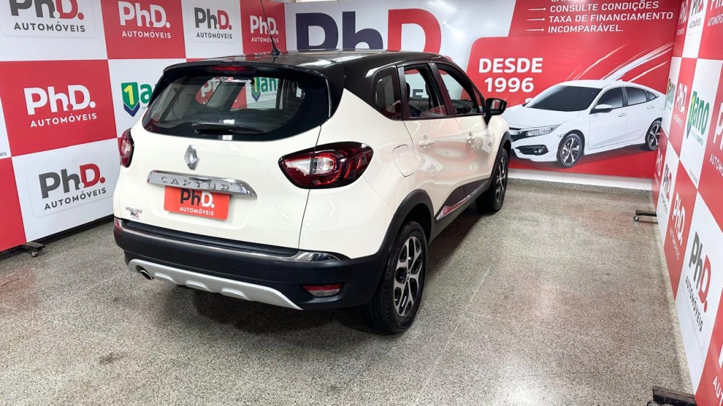 renault captur 1.6 16v sce flex intense x-tronic 4p automatico 2018