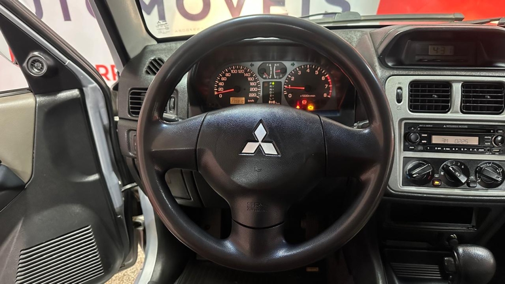 mitsubishi pajero tr4 2.0 4x4 16v flex 4p manual 1.8 automatico 2009