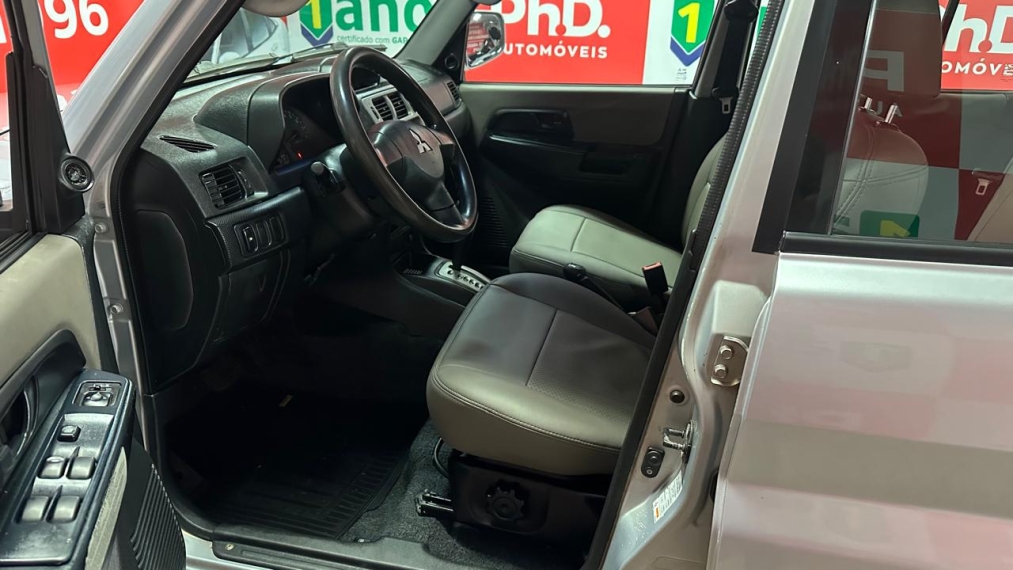 mitsubishi pajero tr4 2.0 4x4 16v flex 4p manual 1.8 automatico 2009