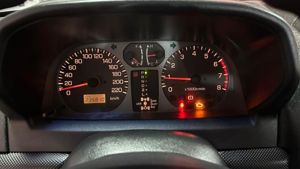 mitsubishi pajero tr4 2.0 4x4 16v flex 4p manual 1.8 automatico 2009