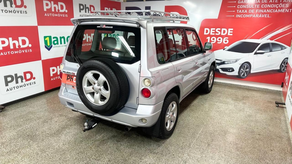 mitsubishi pajero tr4 2.0 4x4 16v flex 4p manual 1.8 automatico 2009