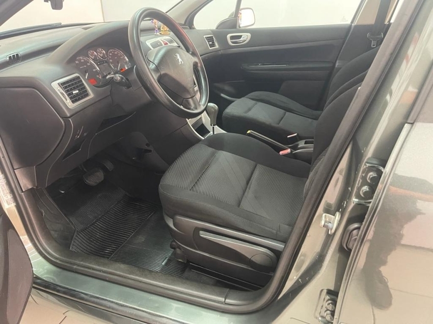 peugeot 307 2.0 presence pack sedan 16v flex 4p automatico 2010